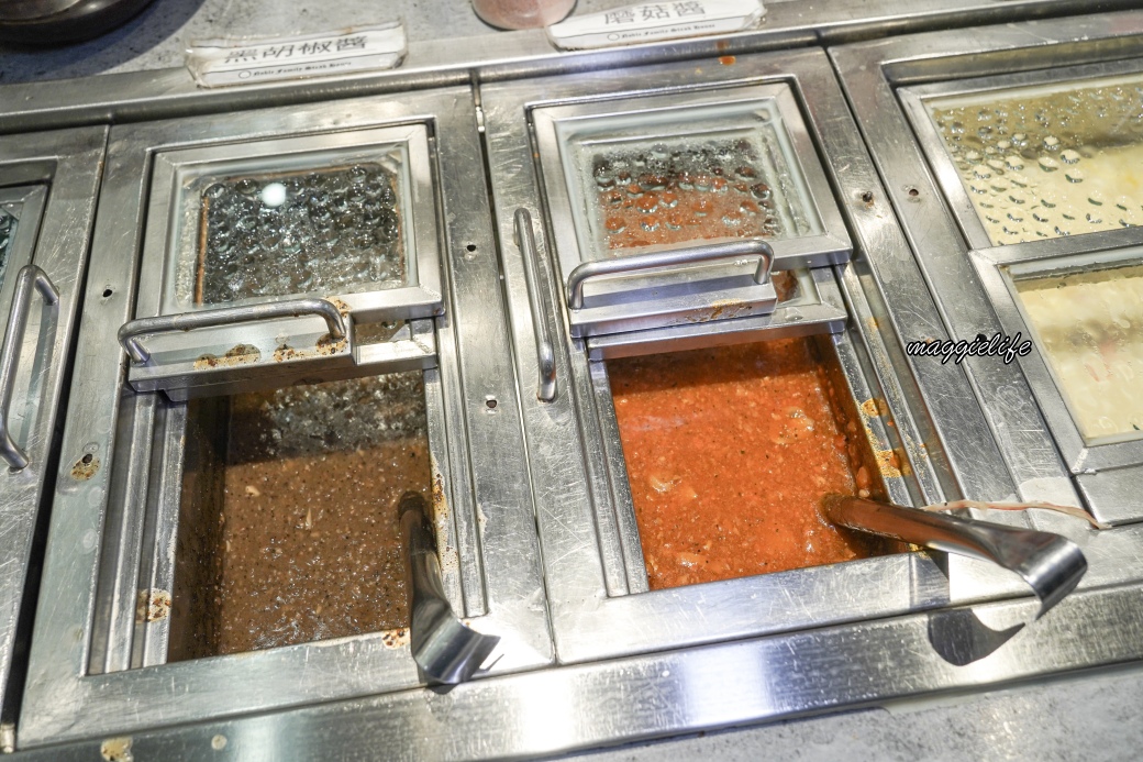 貴族世家蘆洲長榮店牛排家沙拉吧吃到飽｜380可以吃到超過百種食材，隨便吃都回本超級CP值爆炸高，吃到賺到