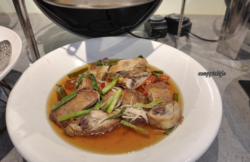 貴族世家蘆洲長榮店牛排家沙拉吧吃到飽｜380可以吃到超過百種食材，隨便吃都回本超級CP值爆炸高，吃到賺到