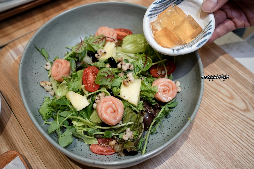 育成蕃薯藤餐廳下午茶｜220起就有餐點加有機咖啡養生茶無限暢飲甜品吃到飽CP值爆炸高