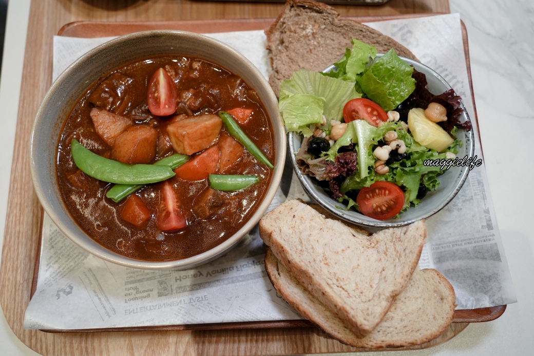 育成蕃薯藤餐廳下午茶｜220起就有餐點加有機咖啡養生茶無限暢飲甜品吃到飽CP值爆炸高