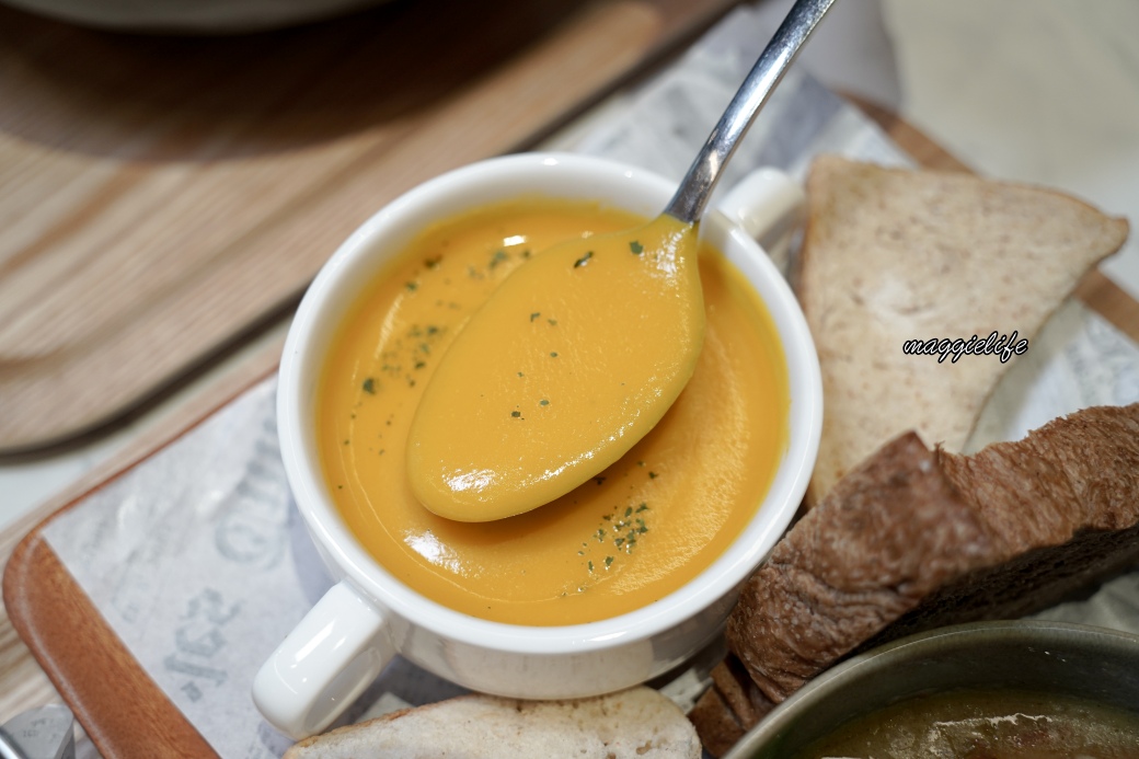 育成蕃薯藤餐廳下午茶｜220起就有餐點加有機咖啡養生茶無限暢飲甜品吃到飽CP值爆炸高