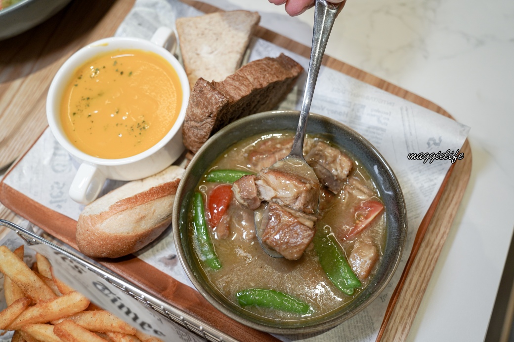 育成蕃薯藤餐廳下午茶｜220起就有餐點加有機咖啡養生茶無限暢飲甜品吃到飽CP值爆炸高