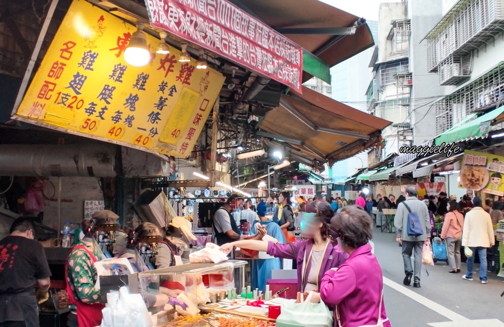 東加炸雞|台北永春虎林市場第一名炸雞,連電視台都來報導 - 第2張圖 東加炸雞|台北永春虎林市場第一名炸雞,連電視台都來報導