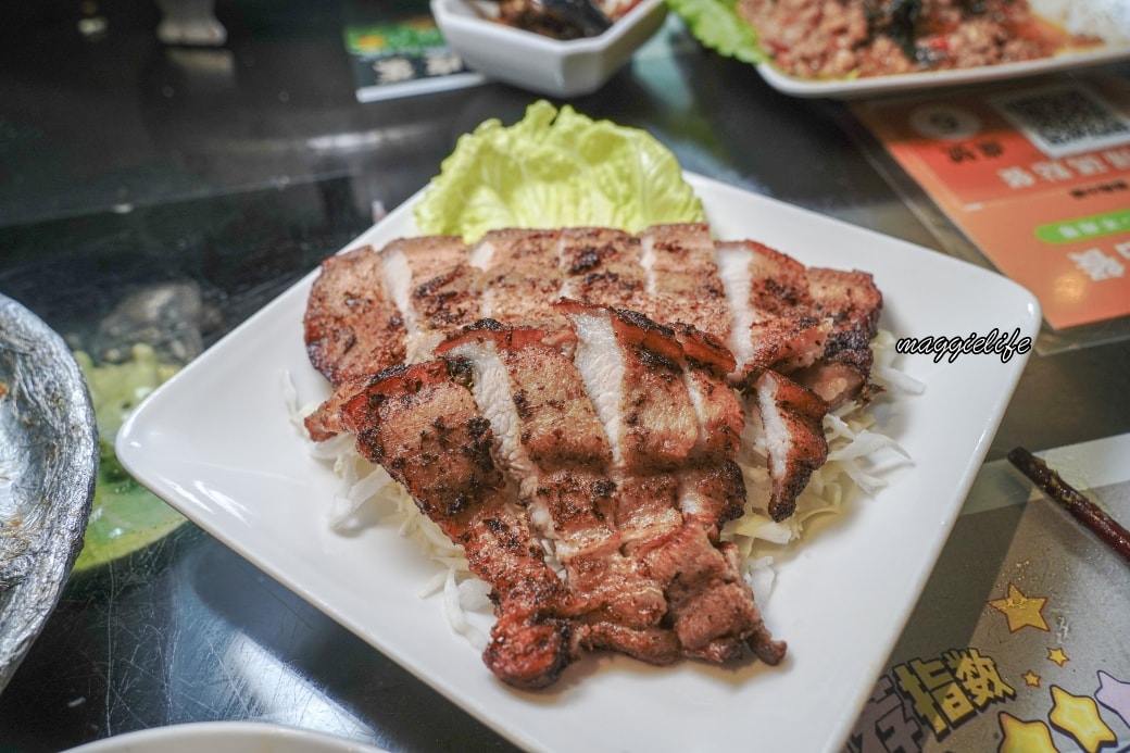 雲南小鎮餐坊｜泰國菜吃到飽全台最便宜只要599不加服務費師大夜市美食、菜單