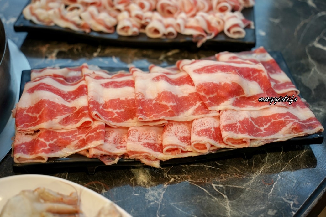 桃園寶松苑極品火鍋吃到飽｜499百樣食材吃到飽，平日不限時太狂了