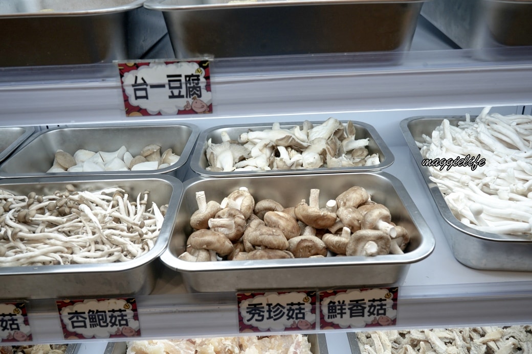 牛羊爭霸桃園龜山店｜599不加服務費牛羊海鮮鮑魚超級痛風鍋，全台CP值最高