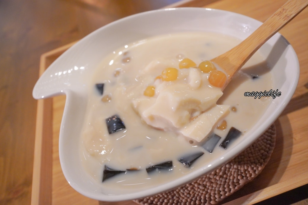 導演的豆花｜手作豆花粉圓天然好吃，大稻埕迪化街美食菜單