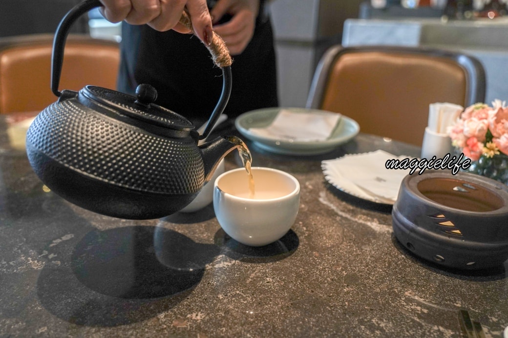 台北新板希爾頓青雅中餐廳|平日港點吃到飽期間限定,近30道港式料理通通吃到飽吃到賺到 - 第12張圖 台北新板希爾頓青雅中餐廳|平日港點吃到飽期間限定,近30道港式料理通通吃到飽吃到賺到