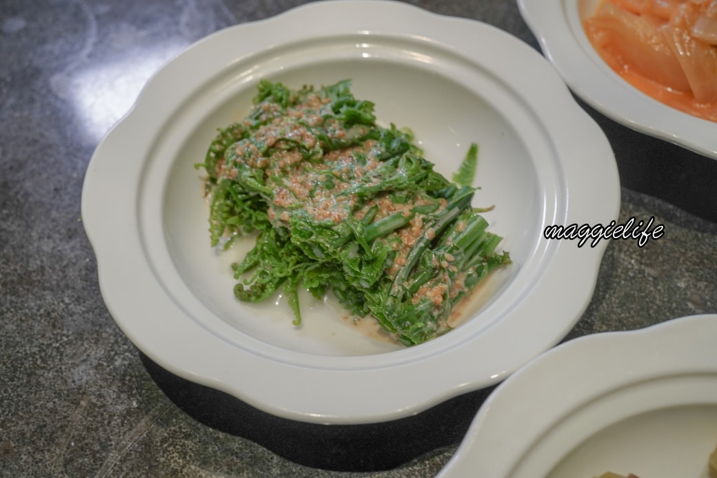 台北新板希爾頓青雅中餐廳|平日港點吃到飽期間限定,近30道港式料理通通吃到飽吃到賺到 - 第39張圖 台北新板希爾頓青雅中餐廳|平日港點吃到飽期間限定,近30道港式料理通通吃到飽吃到賺到