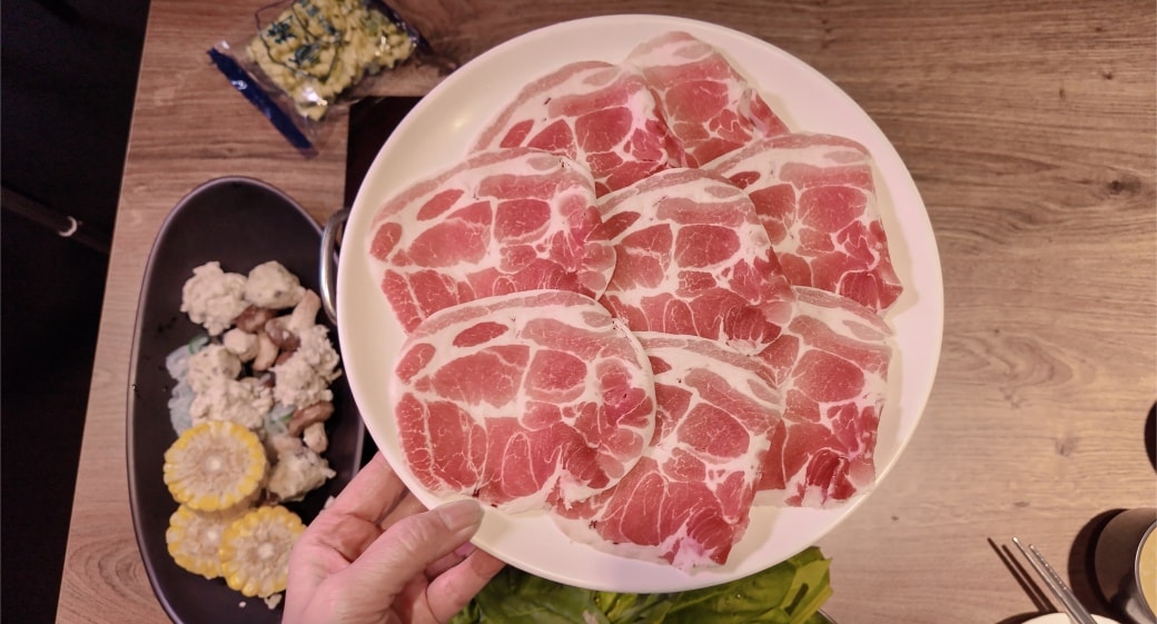 肉多多火鍋|不限時間吃到飽只要299起,平日假日都有,還有路易莎咖啡可以喝! - 第24張圖 肉多多火鍋|不限時間吃到飽只要299起,平日假日都有,還有路易莎咖啡可以喝!