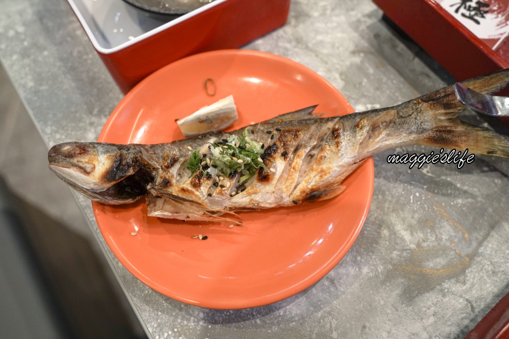 嗨蝦蝦百匯火鍋吃到飽三創店｜699起和牛、生魚片、干貝、天使蝦、黑鮪魚、火鍋吃到飽啤酒無限暢飲