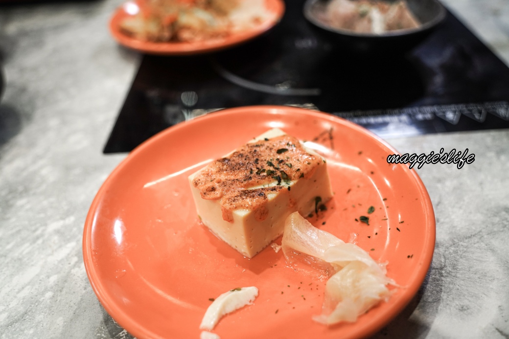 嗨蝦蝦百匯火鍋吃到飽三創店｜699起和牛、生魚片、干貝、天使蝦、黑鮪魚、火鍋吃到飽啤酒無限暢飲