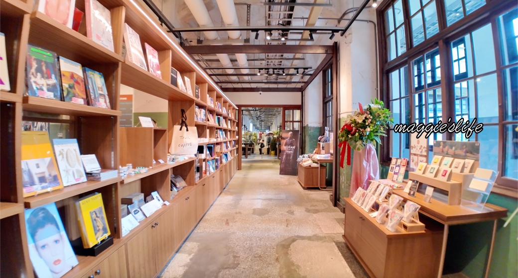 蔦屋書店共享空間松菸店，180起零食咖啡飲料吃到飽喝到爽，台灣首間直營店，文青新據點