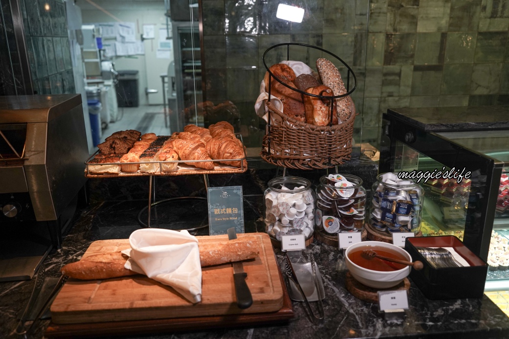 茹曦酒店SUNNY BUFFET自助餐吃到飽，千元台北飯店吃到飽，生日當月四人同行一人免費