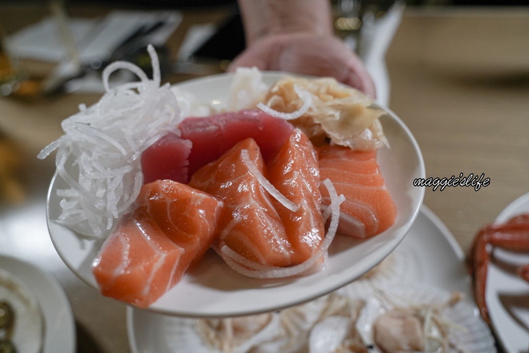 茹曦酒店SUNNY BUFFET自助餐吃到飽，千元台北飯店吃到飽，生日當月四人同行一人免費