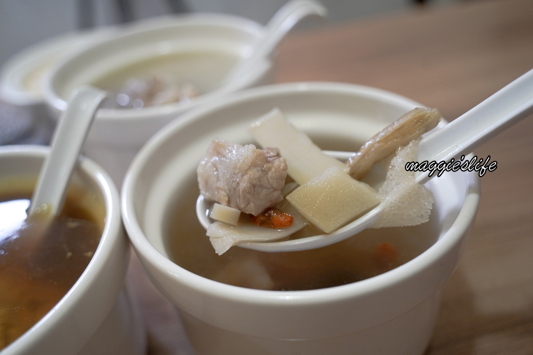 上手食客港點吃到飽｜699不加服務費單人友善，沒有點餐限制