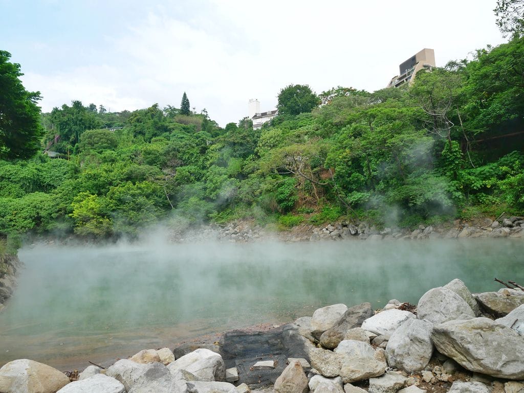 北投景點｜北投一日遊，北投必去的旅遊景點，搭捷運就可以到，行程規劃懶人包，古蹟，泡湯 @瑪姬幸福過日子