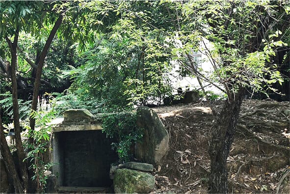 防空洞.jpg